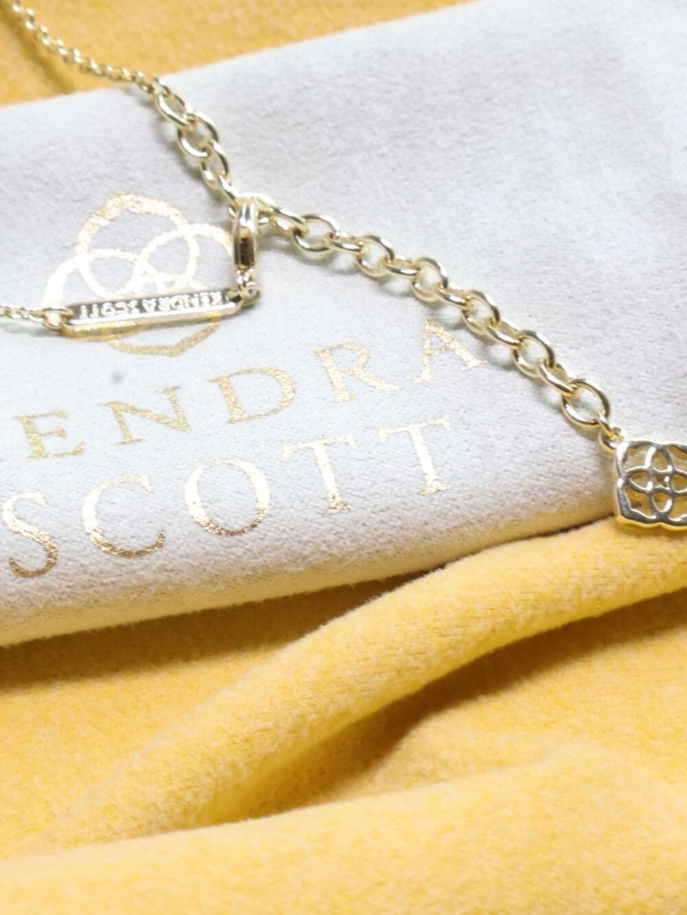 Kendra Scott Elisa Necklace Multicolor Drusy - Picture 3 of 3